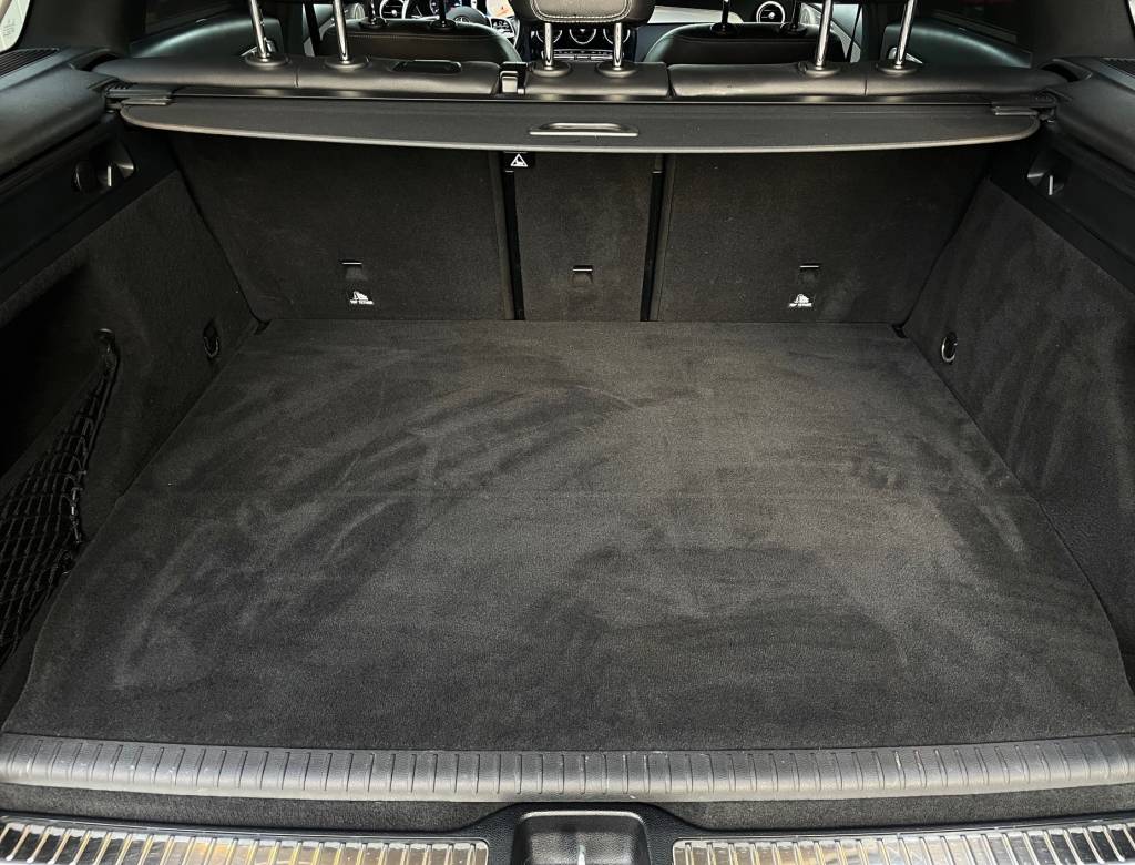 Mercedes-Benz GLC SUV 300De 4MATIC AMG-Line Plug-IN Hybrid MULTIBEAM MATRIX 360°KAMERA VIRTUAL WEBASTO