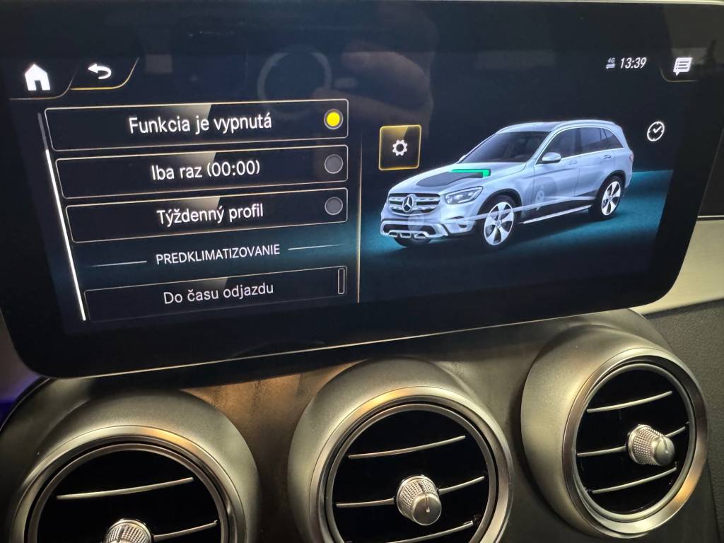 Mercedes-Benz GLC SUV 300De 4MATIC AMG-Line Plug-IN Hybrid 360°KAMERA VIRTUAL WEBASTO FULL LED