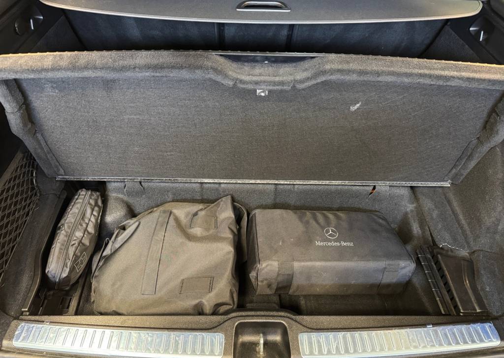 Mercedes-Benz GLC SUV 300De 4MATIC AMG-Line Plug-IN Hybrid 360°KAMERA VIRTUAL WEBASTO FULL LED