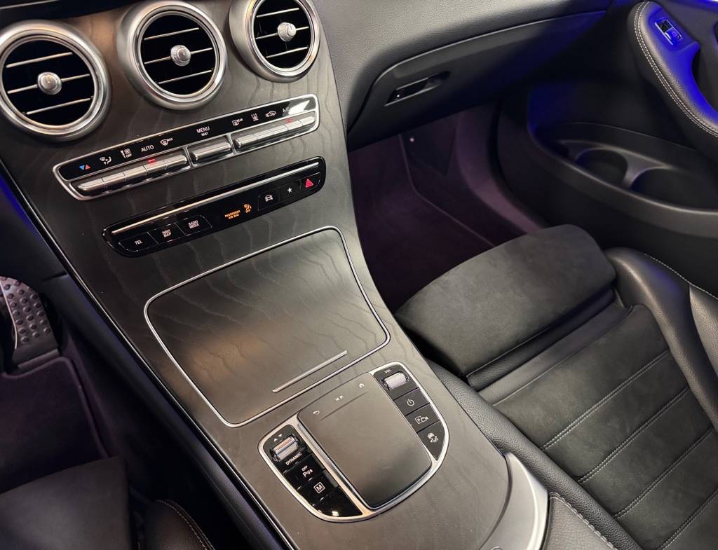 Mercedes-Benz GLC SUV 300De 4MATIC AMG-Line Plug-IN Hybrid 360°KAMERA VIRTUAL WEBASTO FULL LED