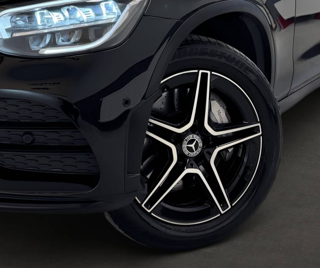 Mercedes-Benz GLC SUV 300De 4MATIC AMG-Line Plug-IN Hybrid 360°KAMERA VIRTUAL WEBASTO FULL LED