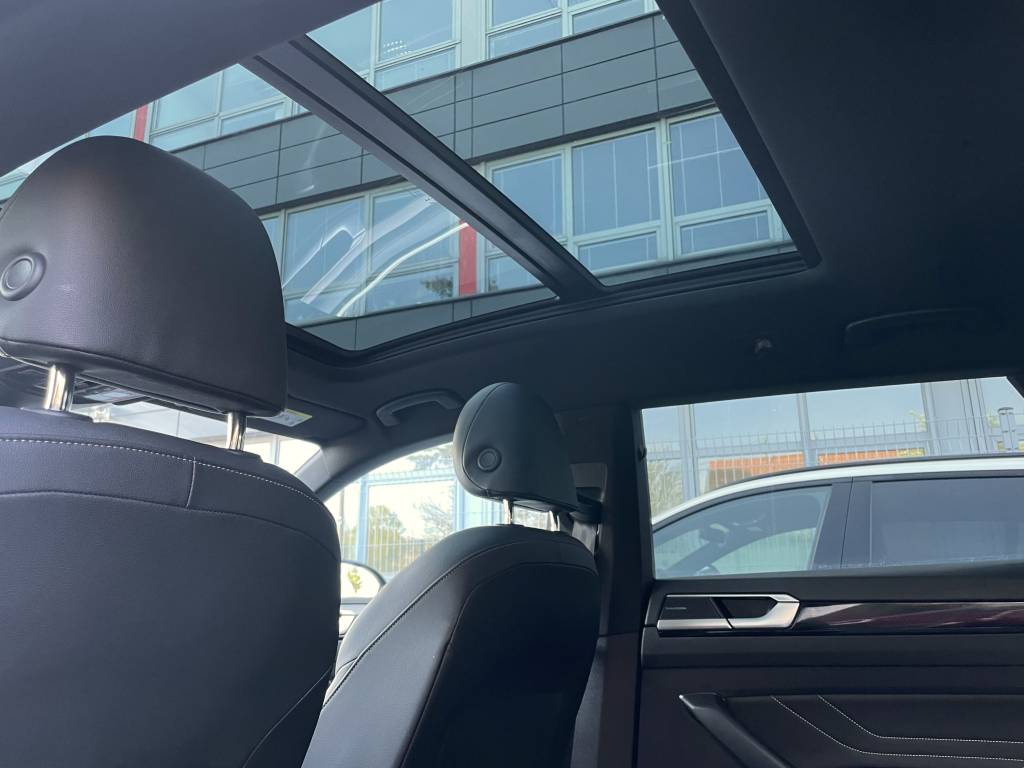 Volkswagen VW Arteon Shooting Brake 2.0 TSI R-LINE IQ.MATRIX LIGHT PANORAMA HARMAN/KARDON KAMERA MASÁŽ