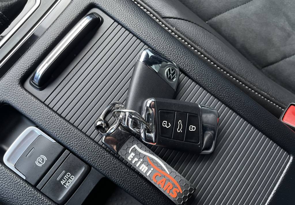 Volkswagen VW Arteon Shooting Brake 2.0 TSI R-LINE IQ.MATRIX LIGHT PANORAMA HARMAN/KARDON KAMERA MASÁŽ