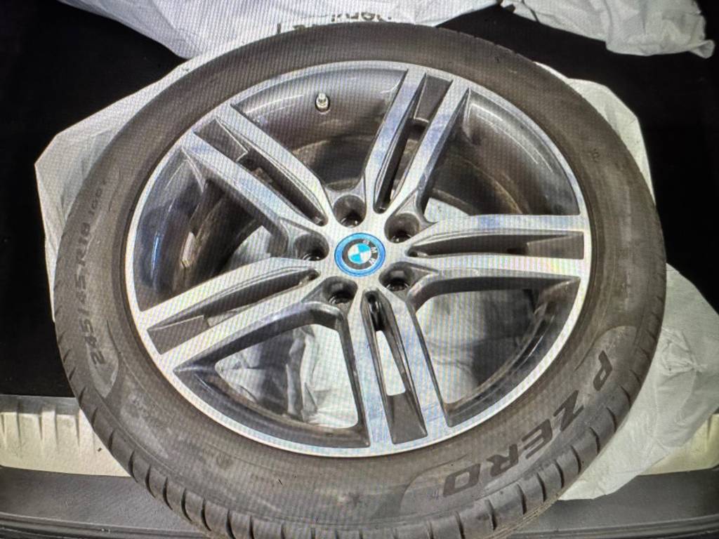 BMW Rad 5 Touring 530e xDrive PHEV LASER HEAD-UP PANORAMA SOFTCLOSE WEBASTO KAMERA