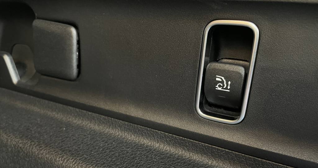 Mercedes-Benz GLE SUV 350De 4Matic AMG-LINE Plug-in Hybrid MULTIBEAM MATRIX 360°KAM.VZDUCH WEBASTO