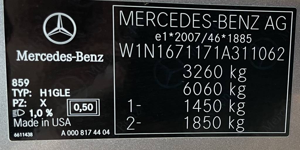 Mercedes-Benz GLE SUV 350De 4Matic AMG-LINE Plug-in Hybrid MULTIBEAM MATRIX 360°KAM.VZDUCH WEBASTO