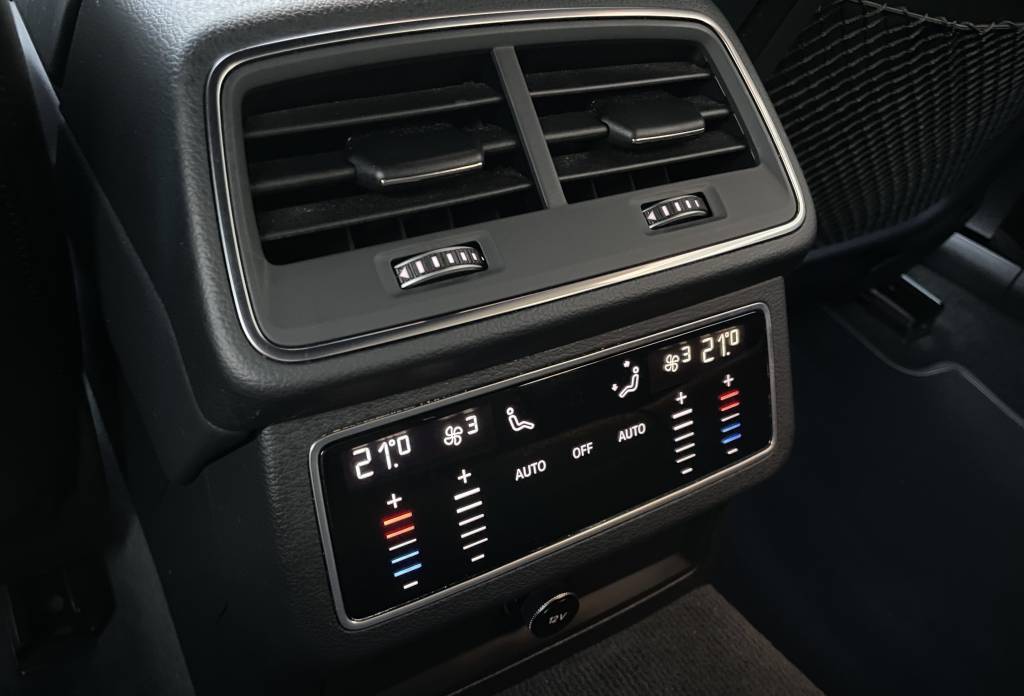 Audi A6 Avant 45TDI V6 mHEV Quattro 3xS-LINE MATRIX HD LED RADAR VIRTUAL NAPPA S tronic