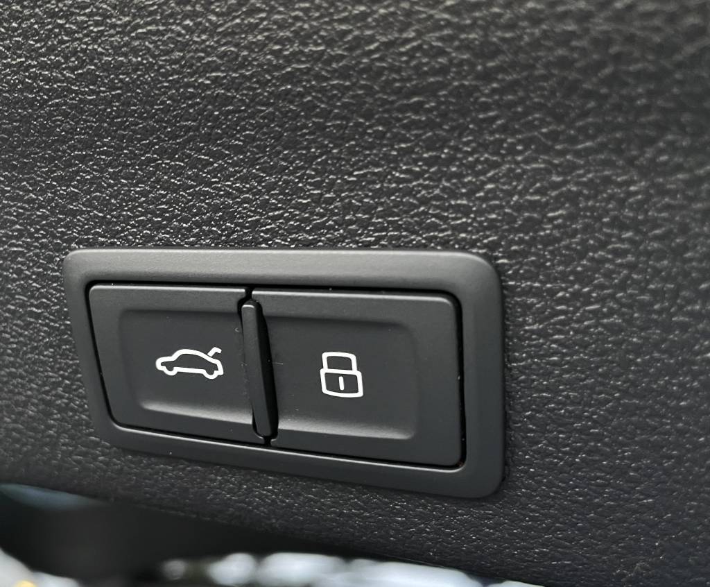 Audi A6 Avant 45TDI V6 mHEV Quattro 3xS-LINE MATRIX HD LED RADAR VIRTUAL NAPPA S tronic