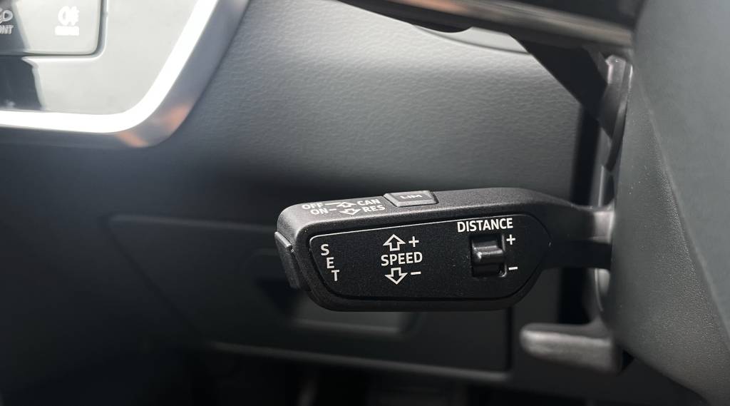 Audi A6 Allroad 45TDI V6 mHEV Quattro MATRIX LED PANORAMA 360°3D KAMERA BANG&OLUFSEN RADAR