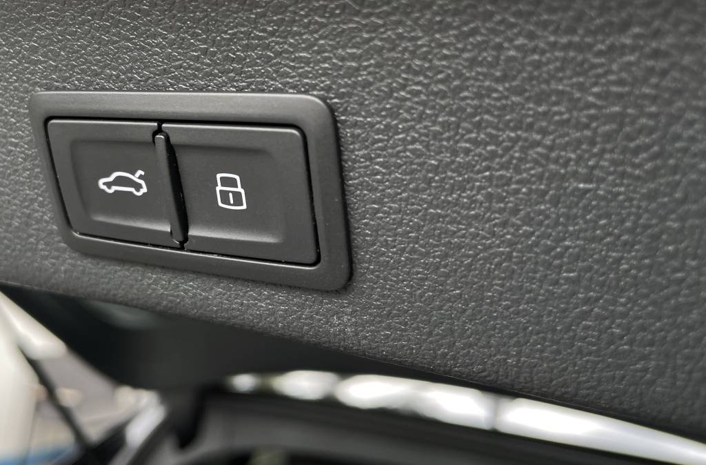 Audi A6 Allroad 45TDI V6 mHEV Quattro MATRIX LED PANORAMA 360°3D KAMERA BANG&OLUFSEN RADAR