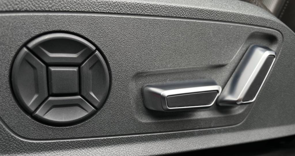 Audi A6 Allroad 45TDI V6 mHEV Quattro MATRIX LED PANORAMA 360°3D KAMERA BANG&OLUFSEN RADAR