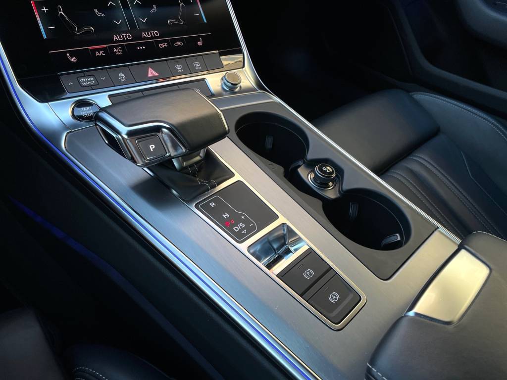 Audi A6 Avant 45TDI V6 mHEV Quattro 3xS-LINE MATRIX HD LED RADAR VIRTUAL NAPPA S tronic