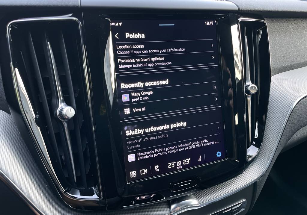 Volvo XC60 2.0 B4D mHEV AWD PLUS DARK PANORAMA HARMAN/KARDON MATRIX LED KAMERA VIRTUAL