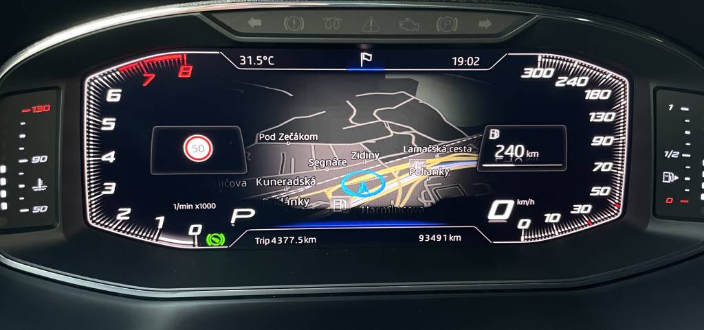 Cupra Ateca 300 2.0 TSI 4Drive PANORAMA 360°KAMERA BREMBO VAMPIRE MATRIX LED VIRTUAL DSG