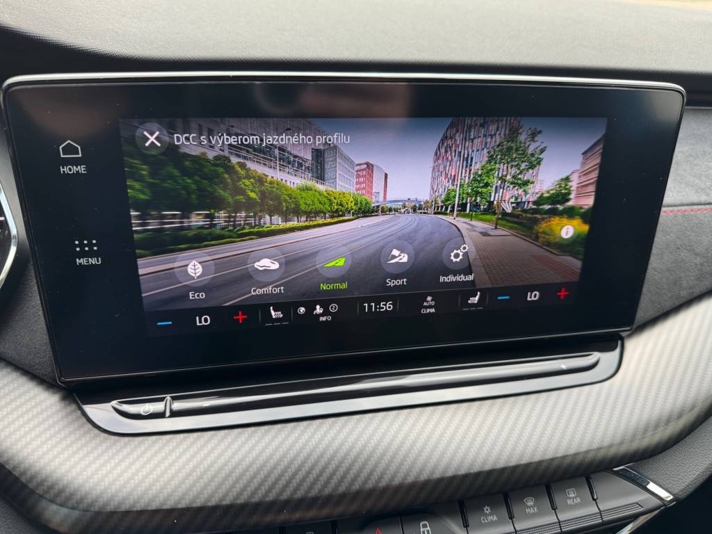 Škoda Octavia Combi 4 V/RS 2.0 TSI HEAD-UP MATRIX LED CANTON KAMERA RADAR R19 DSG