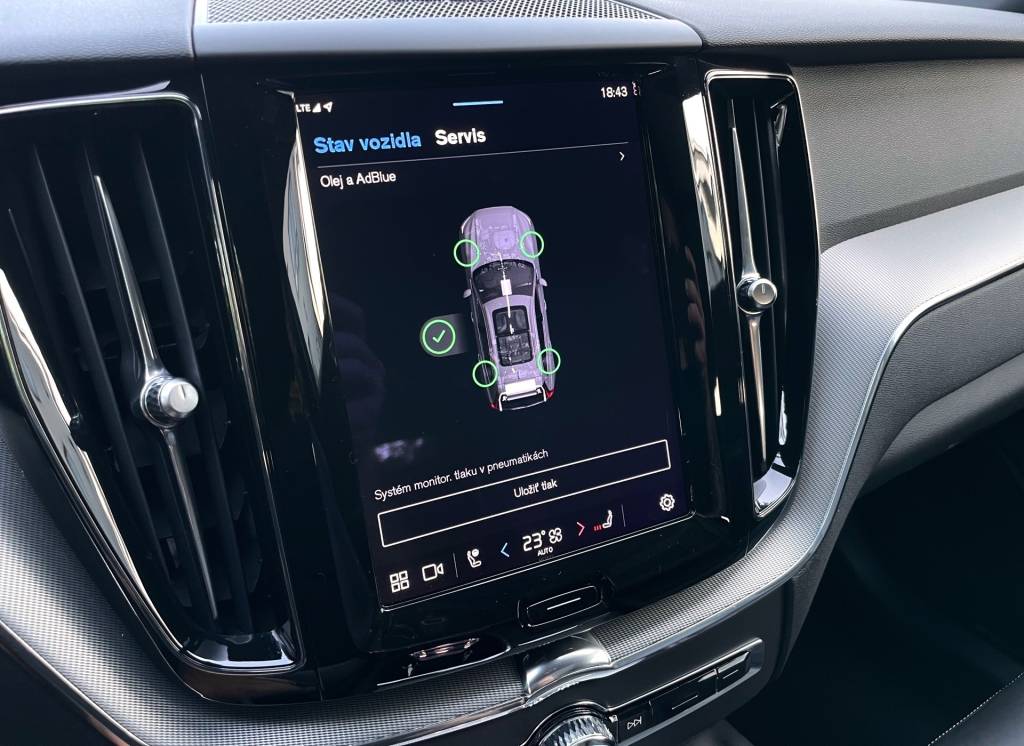 Volvo XC60 2.0 B4D mHEV AWD PLUS DARK PANORAMA HARMAN/KARDON MATRIX LED KAMERA VIRTUAL