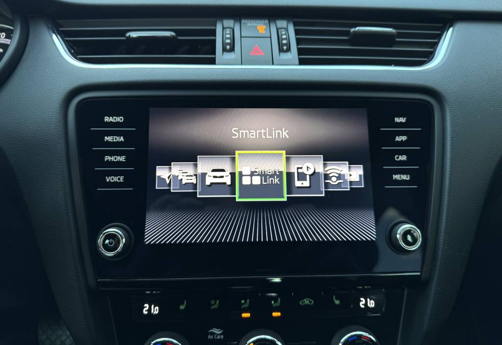 Škoda Octavia 3 Combi 2.0 TDI 4X4 CLEVER FULL LED KAMERA R18 DSG