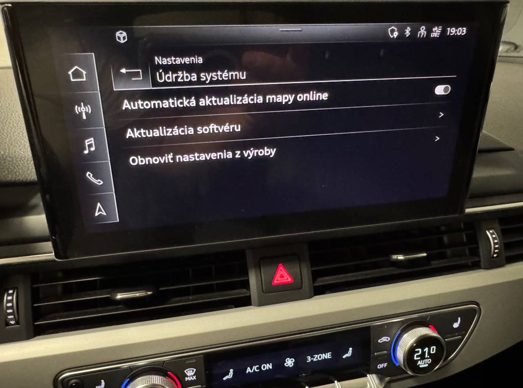 Audi A4 Avant 40TDI mHEV S-LINE MATRIX FULL LED VIRTUAL KAMERA RADAR BLACK OPTIC PLUS R19