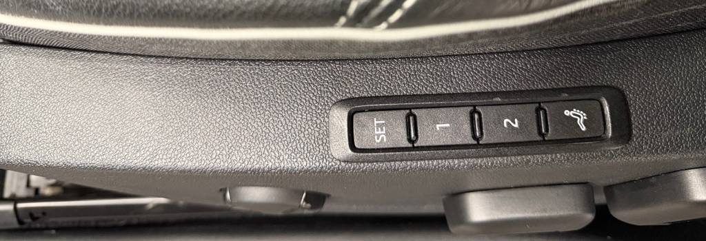 Škoda Enyaq RS Coupe 4X4 HEAD-UP CRYSTAL MATRIX KAMERA MASÁŽ PANORAMA R21