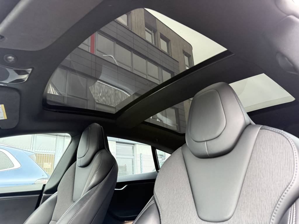 Tesla Model S 75D 4X4 DUAL MOTOR AUTOPILOT-2.5 PANORAMA PREMIUM KONEKTIVITA 386kW