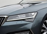 Škoda Superb Combi 2.0 TDI LAURIN & KLEMENT CRYSTAL MATRIX PANORAMA 360°KAMERA VIRTUAL MASÁŽ CANTON DSG
