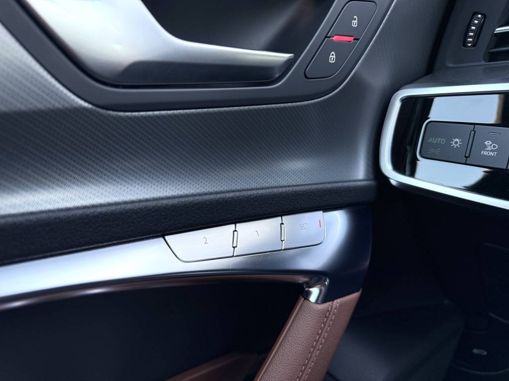 Audi A6 Avant 55 3.0TFSI V6 mHEV Quattro S-LINE MATRIX LED PANORAMA 360°3D KAMERA BANG&OLUFSEN
