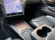 Tesla Model X LONG RANGE DUAL MOTOR 6-MIEST PREMIUM KONEKTIVITA R22 421kW