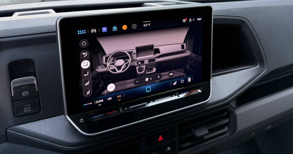 Volkswagen Crafter Dodávka 30 2.0 TDI L3 VOZIDLO V PLNEJ ZÁRUKE, 103kW, M6, 4d.