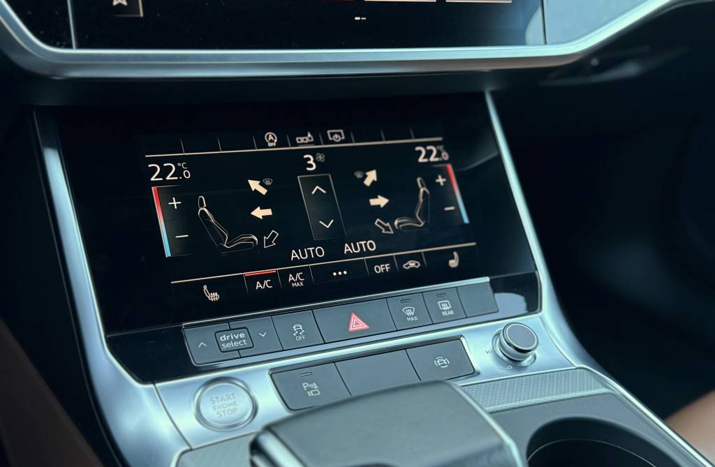 Audi A6 Avant 55 3.0TFSI V6 mHEV Quattro S-LINE MATRIX LED PANORAMA 360°3D KAMERA BANG&OLUFSEN