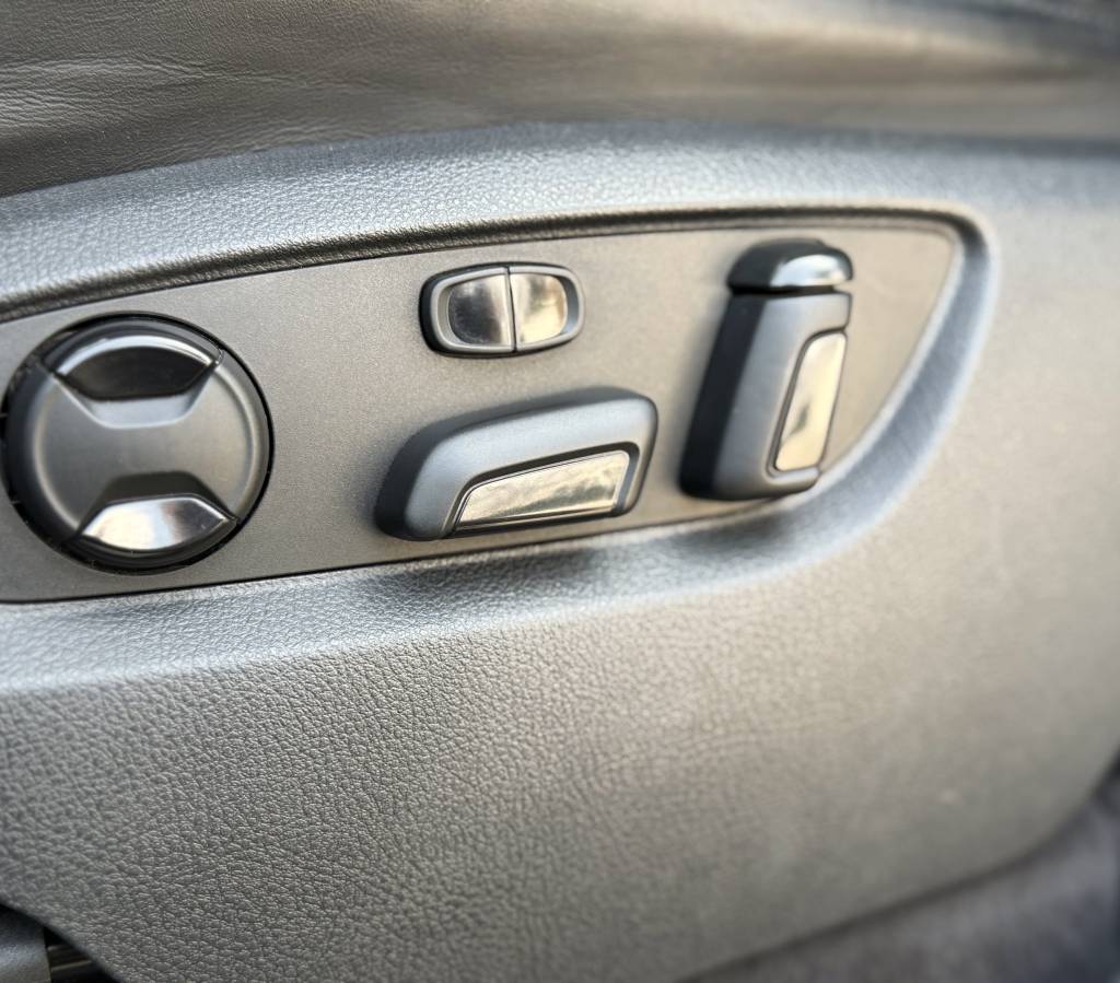 Volkswagen VW Touareg 3.0TDI V6 4MOTION 360°KAMERA WEBASTO PANORAMA RADAR DYNAUDIO