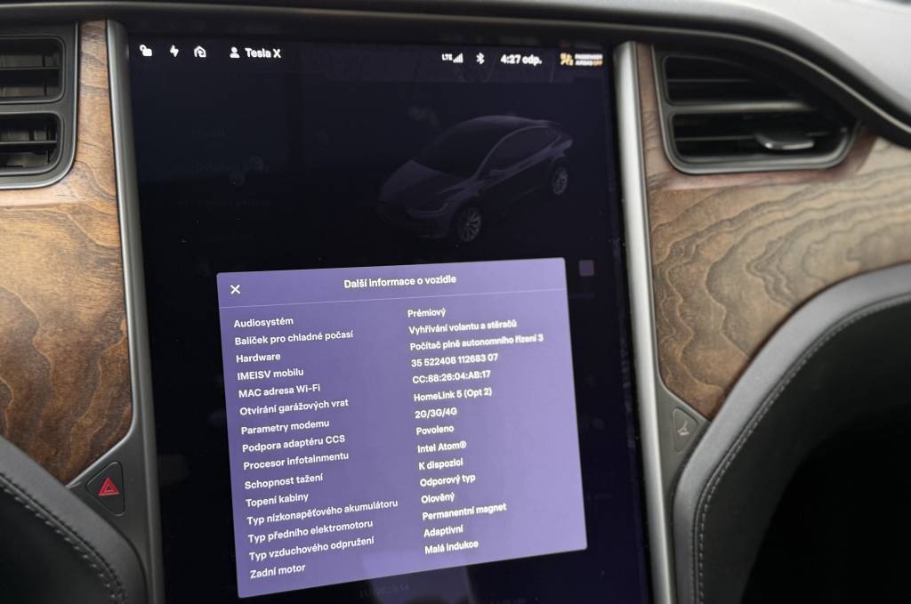Tesla Model X LONG RANGE DUAL MOTOR 6-MIEST PREMIUM KONEKTIVITA R22 421kW