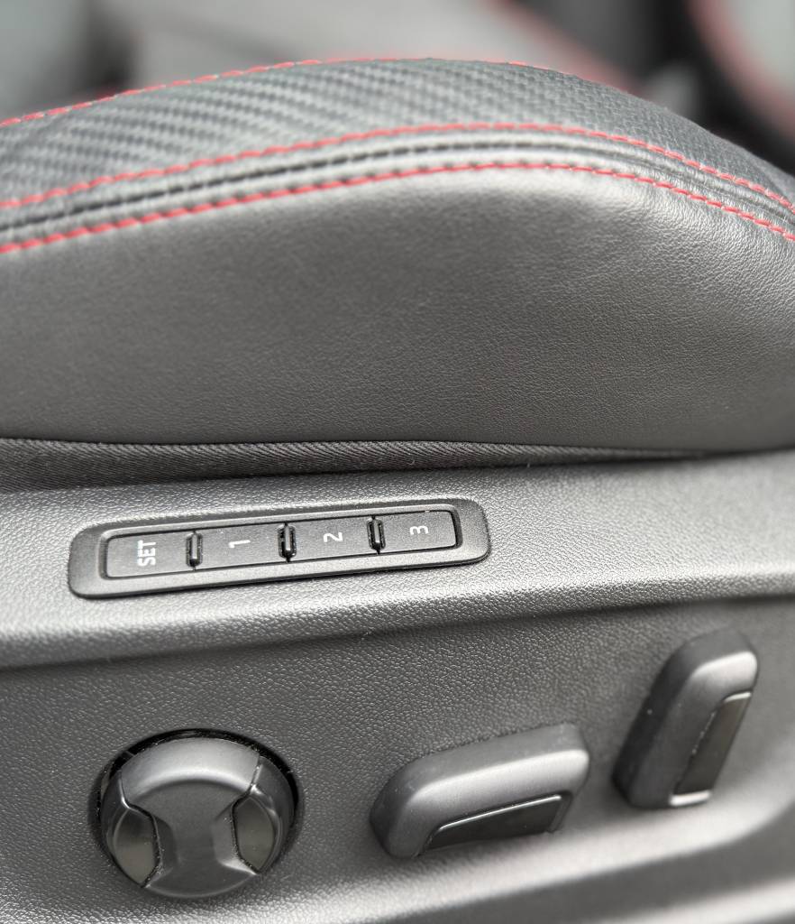 Škoda Kodiaq RS 2.0TSI 4X4 CRYSTAL MATRIX PANORAMA WEBASTO 360°KAMERA RADAR DSG