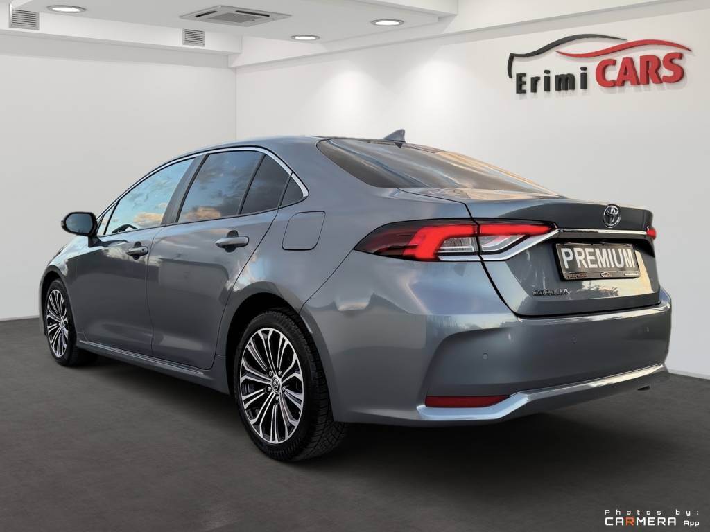 Toyota Corolla sedan 1.5 Dynamic Force Comfort KAMERA VIRTUAL FULL LED ACC