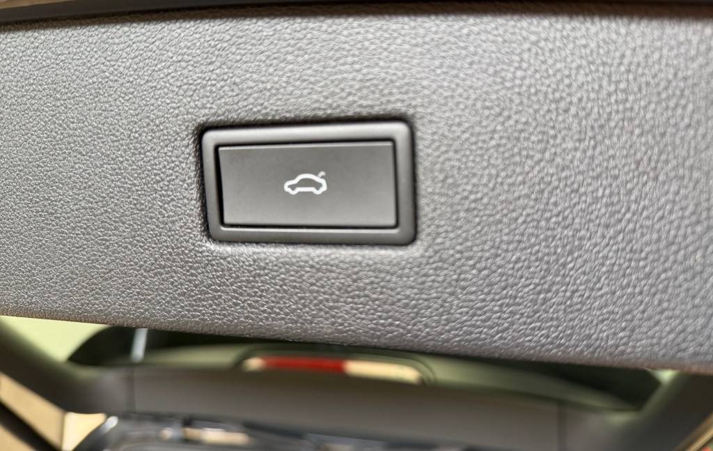 Seat Tarraco 1.5 TSI 150PS FR VIRTUAL KAMERA MATRIX LED RADAR R19