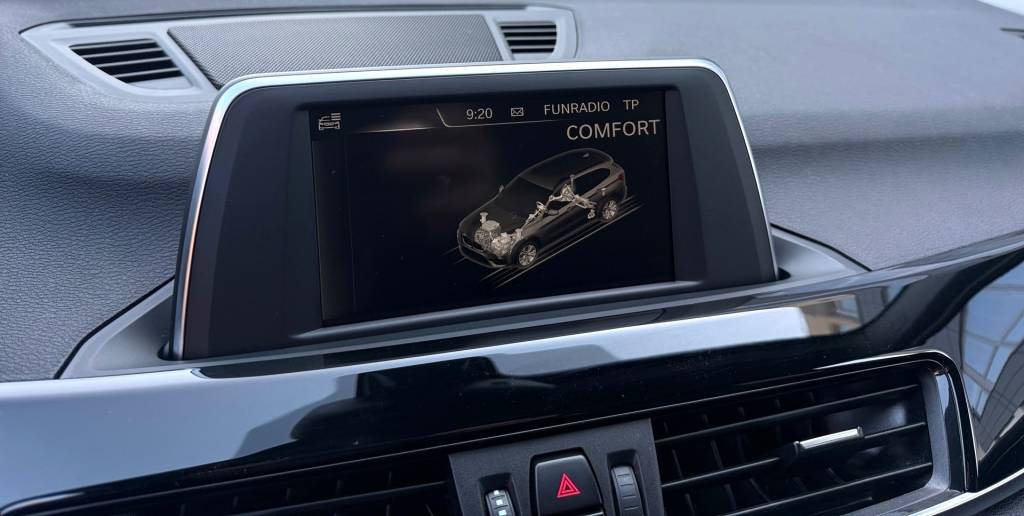 BMW X1 sDrive 2.0d PANORAMA LED ADAPTÍVNY TEMPOMAT KOŽA A/T