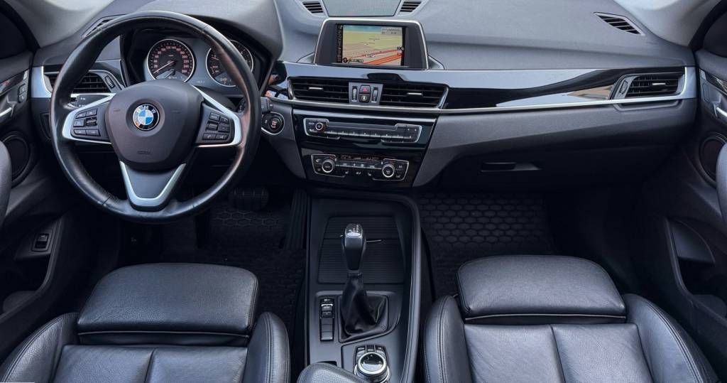 BMW X1 sDrive 2.0d PANORAMA LED ADAPTÍVNY TEMPOMAT KOŽA A/T