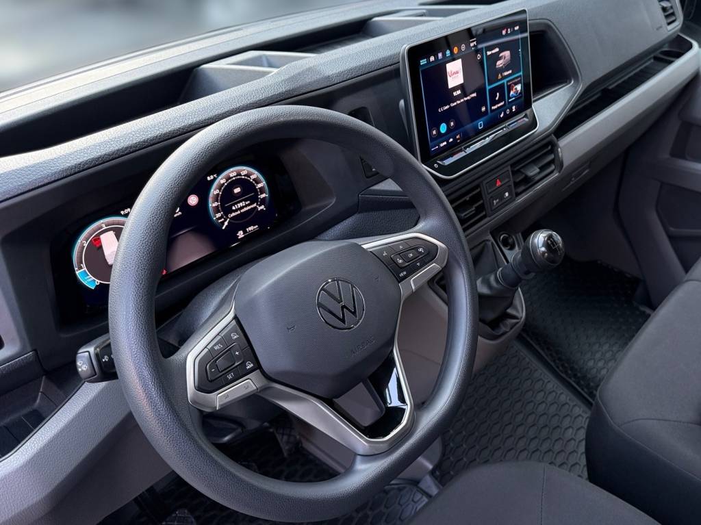 Volkswagen Crafter Dodávka 30 2.0 TDI L3 VOZIDLO V PLNEJ ZÁRUKE, 103kW, M6, 4d.