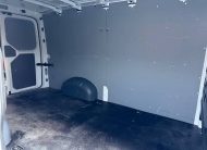 Volkswagen Crafter Dodávka 30 2.0 TDI L3 VOZIDLO V PLNEJ ZÁRUKE, 103kW, M6, 4d.