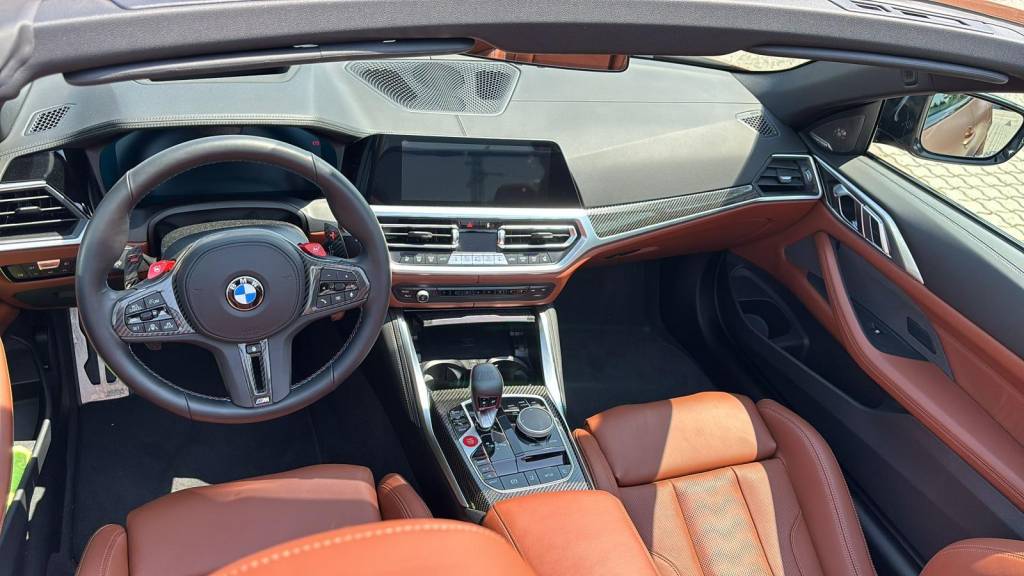 BMW M4 Competition xDrive Cabrio INDIVIDUAL /VOZIDLO V PLNEJ FABRICKEJ ZÁRUKE/