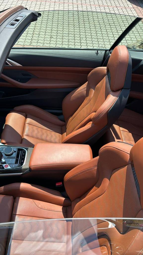 BMW M4 Competition xDrive Cabrio INDIVIDUAL /VOZIDLO V PLNEJ FABRICKEJ ZÁRUKE/