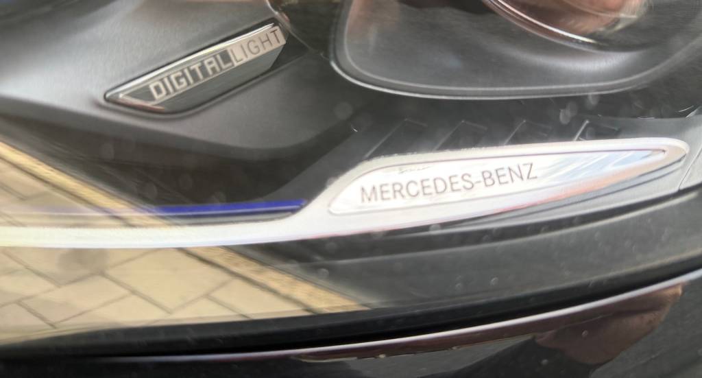 Mercedes-Benz GLC SUV 220d mHEV 4MATIC DIGITAL LIGHT KAMERA BURMESTER TWO-TONE INTERIOR R19, A/T