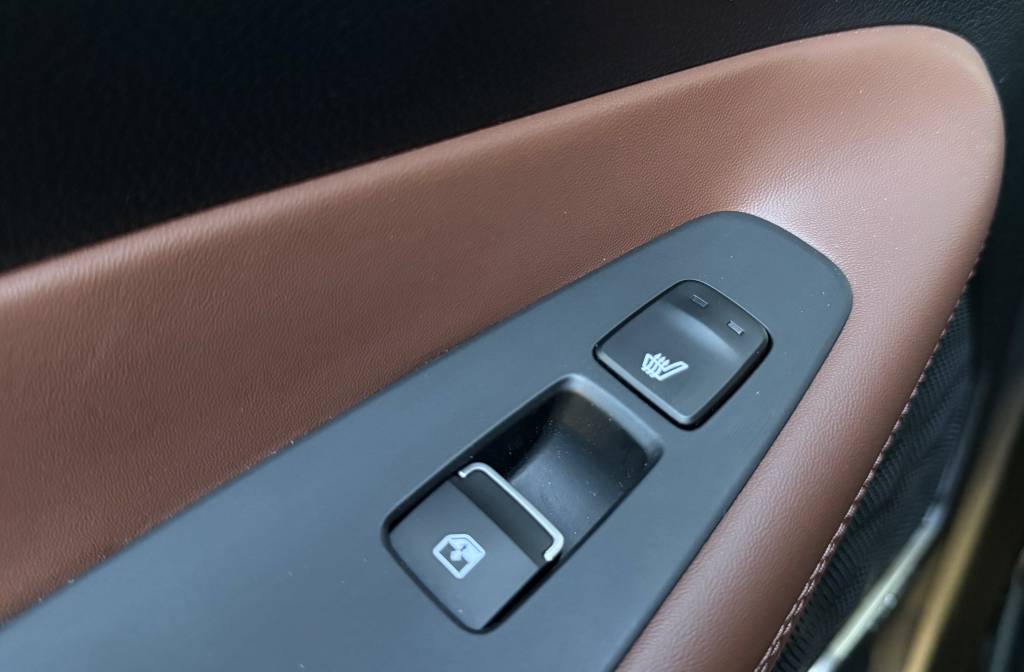 Hyundai Santa Fe 1.6 T-GDi HEV PREMIUM HEAD-UP 360°KAMERA KRELL AUDIO FULL LED /VOZIDLO V ZÁRUKE/