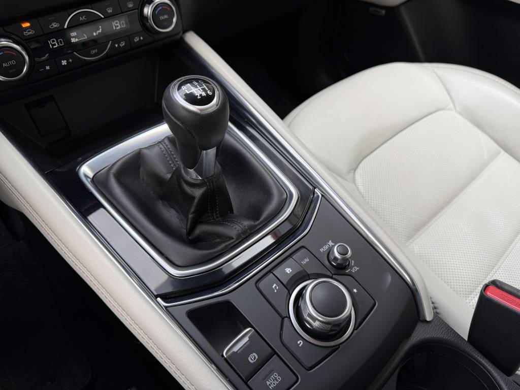 Mazda CX-5 2.2 Skyactiv-D175 AWD HEAD-UP KAMERA BOSE FULL LED REVOLUTION TOP