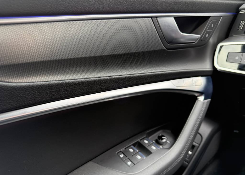 Audi A6 Allroad 55 3.0TFSI V6 mHEV Quattro MATRIX HD LED HEAD-UP 360°3D KAMERA RADAR, 250kW