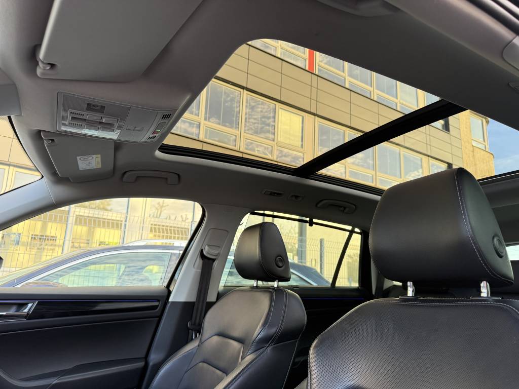 Škoda Kodiaq 2.0 TDI 7-MIEST 360°KAMERA WEBASTO PANORAMA RADAR FULL LED R19 DSG