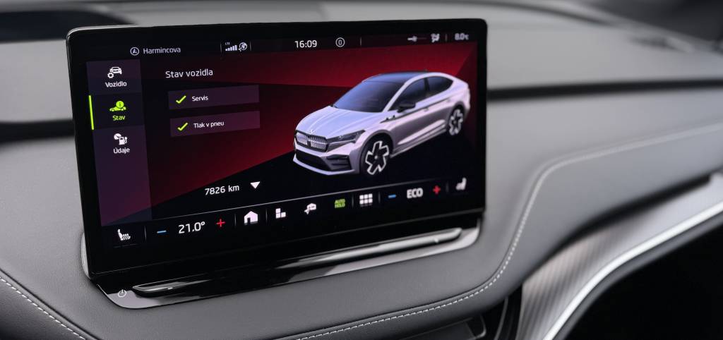 Škoda Enyaq Coupé RS 4X4 HEAD-UP CRYSTAL MATRIX 360°KAMERA MASÁŽ PANORAMA CANTON RADAR R21