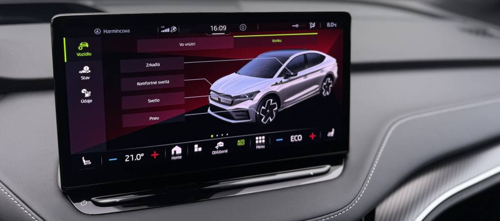 Škoda Enyaq Coupé RS 4X4 HEAD-UP CRYSTAL MATRIX 360°KAMERA MASÁŽ PANORAMA CANTON RADAR R21