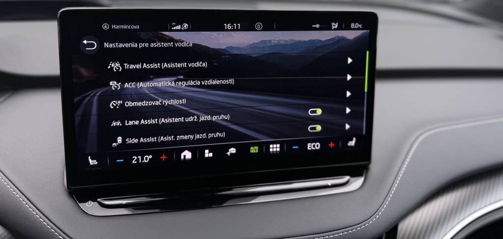 Škoda Enyaq Coupé RS 4X4 HEAD-UP CRYSTAL MATRIX 360°KAMERA MASÁŽ PANORAMA CANTON RADAR R21