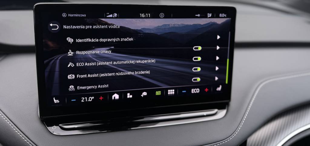 Škoda Enyaq Coupé RS 4X4 HEAD-UP CRYSTAL MATRIX 360°KAMERA MASÁŽ PANORAMA CANTON RADAR R21