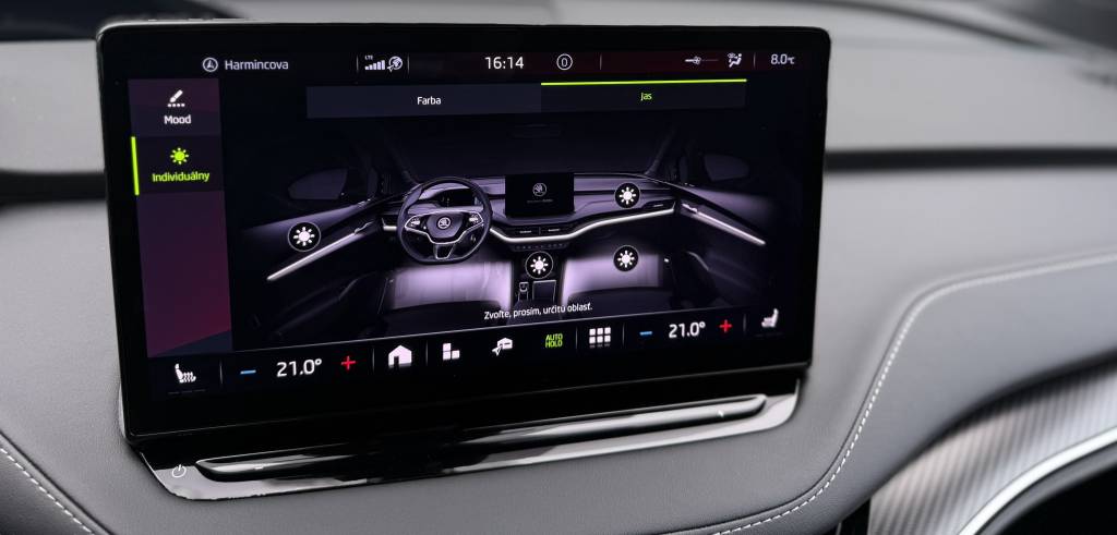 Škoda Enyaq Coupé RS 4X4 HEAD-UP CRYSTAL MATRIX 360°KAMERA MASÁŽ PANORAMA CANTON RADAR R21